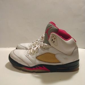 Air Jordan 5 fire red